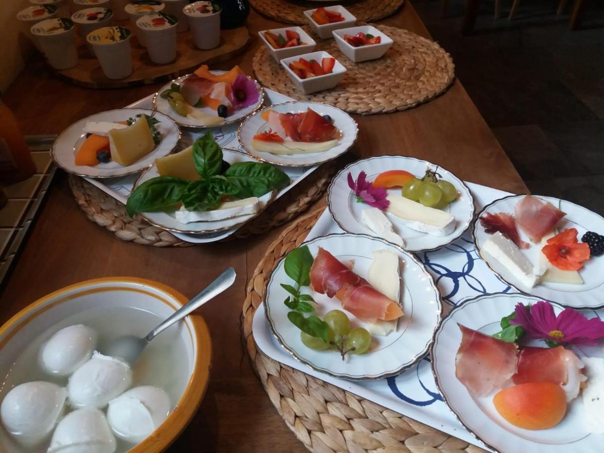 לודי Agriturismo Cascina Pezzolo מראה חיצוני תמונה