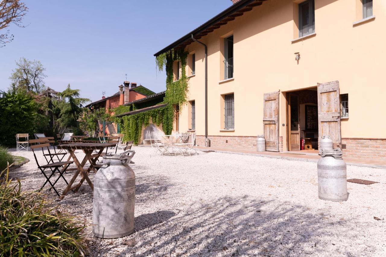לודי Agriturismo Cascina Pezzolo מראה חיצוני תמונה