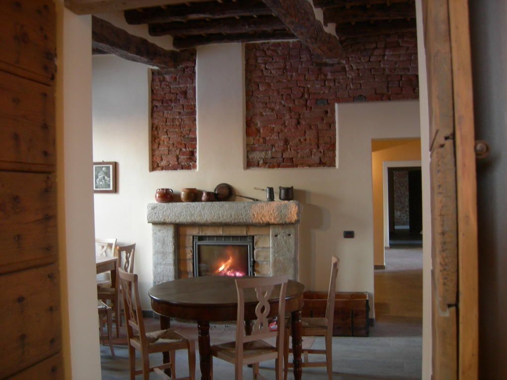 לודי Agriturismo Cascina Pezzolo מראה חיצוני תמונה