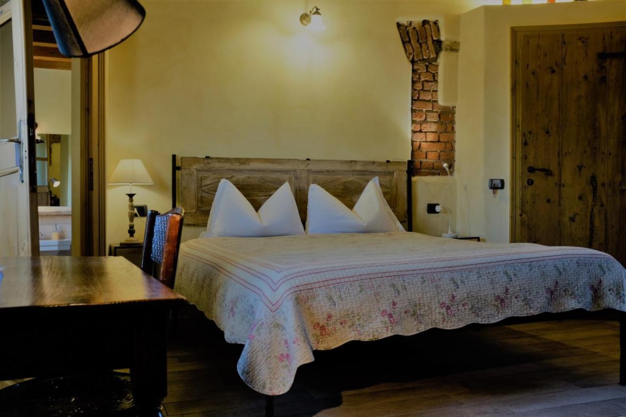 לודי Agriturismo Cascina Pezzolo מראה חיצוני תמונה