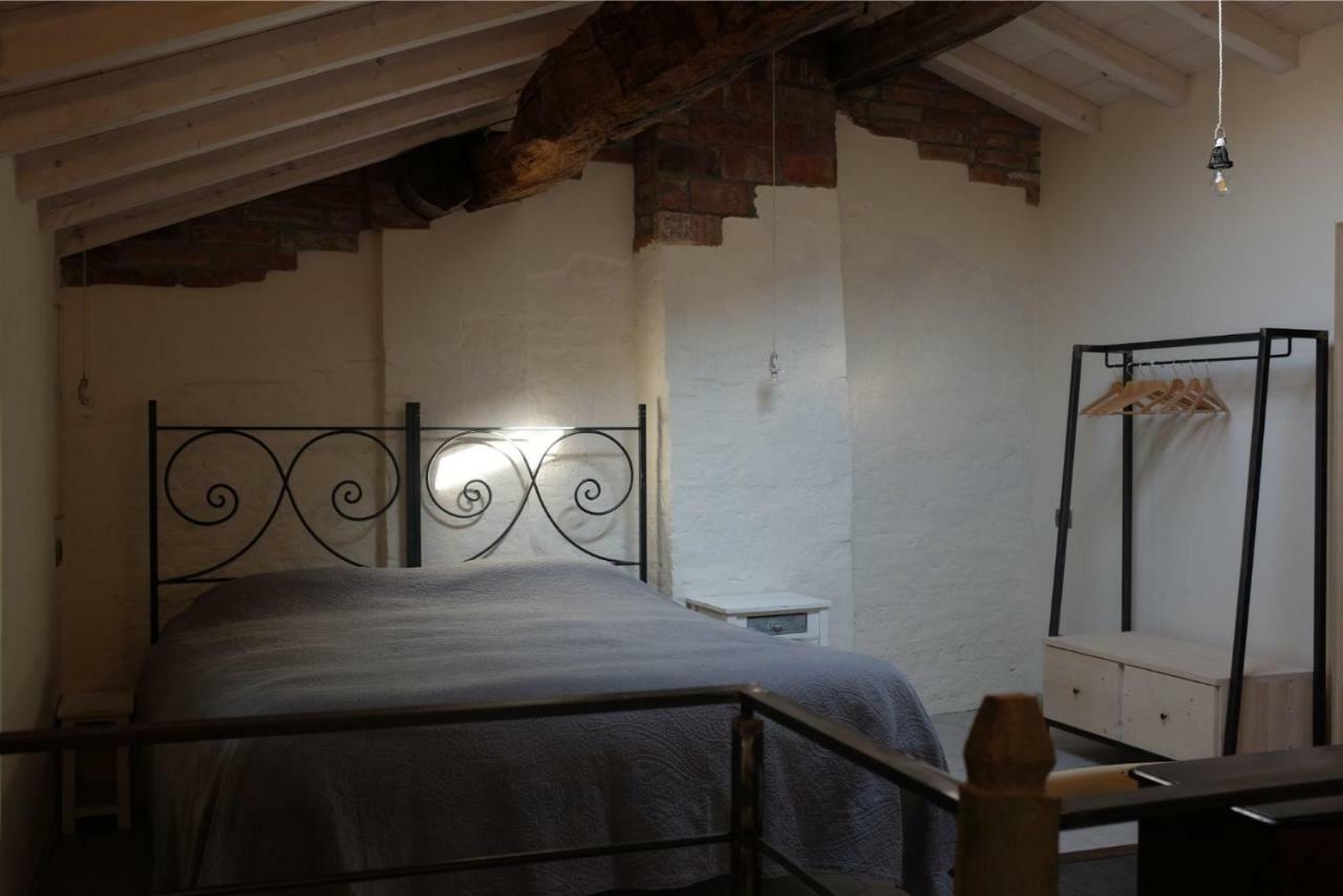 לודי Agriturismo Cascina Pezzolo מראה חיצוני תמונה