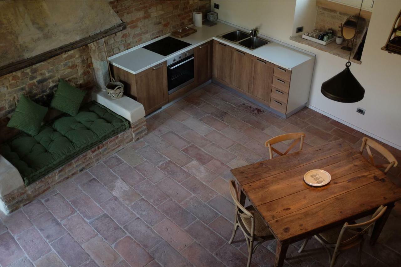 לודי Agriturismo Cascina Pezzolo מראה חיצוני תמונה